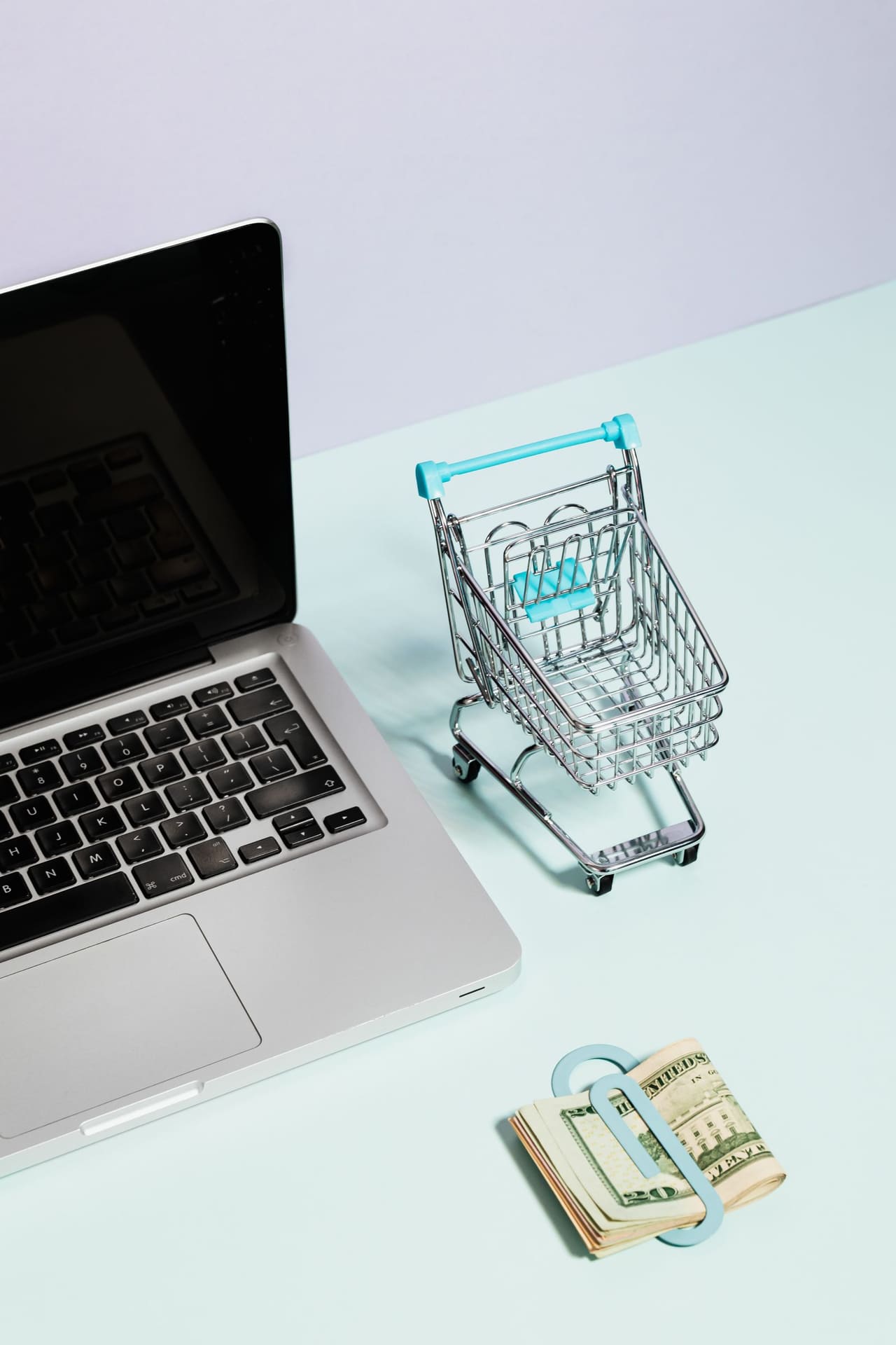 Retail & E-commerce
