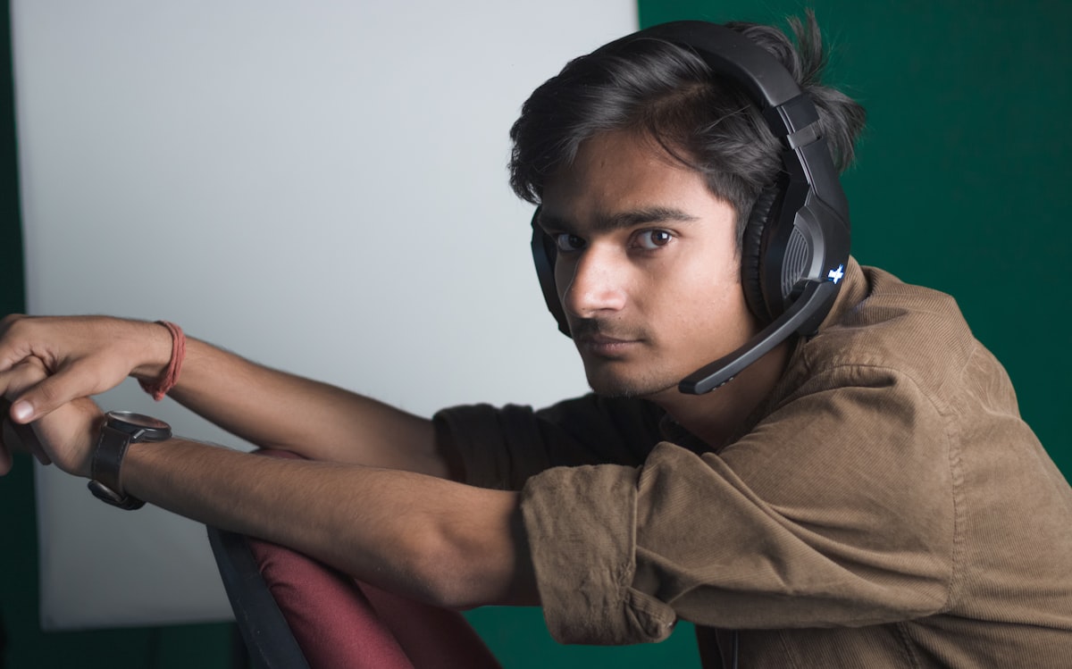 Support agent taking a call with a headset